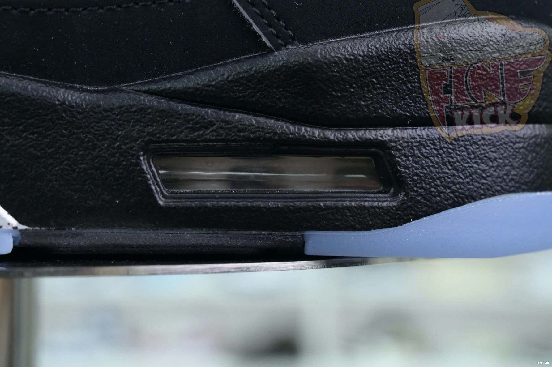 5“BLACK REIMAGINED” METALLIC Air Jordan Jordan 1101